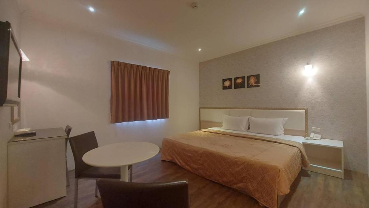Jungle City Motel Chiayi City Exterior foto