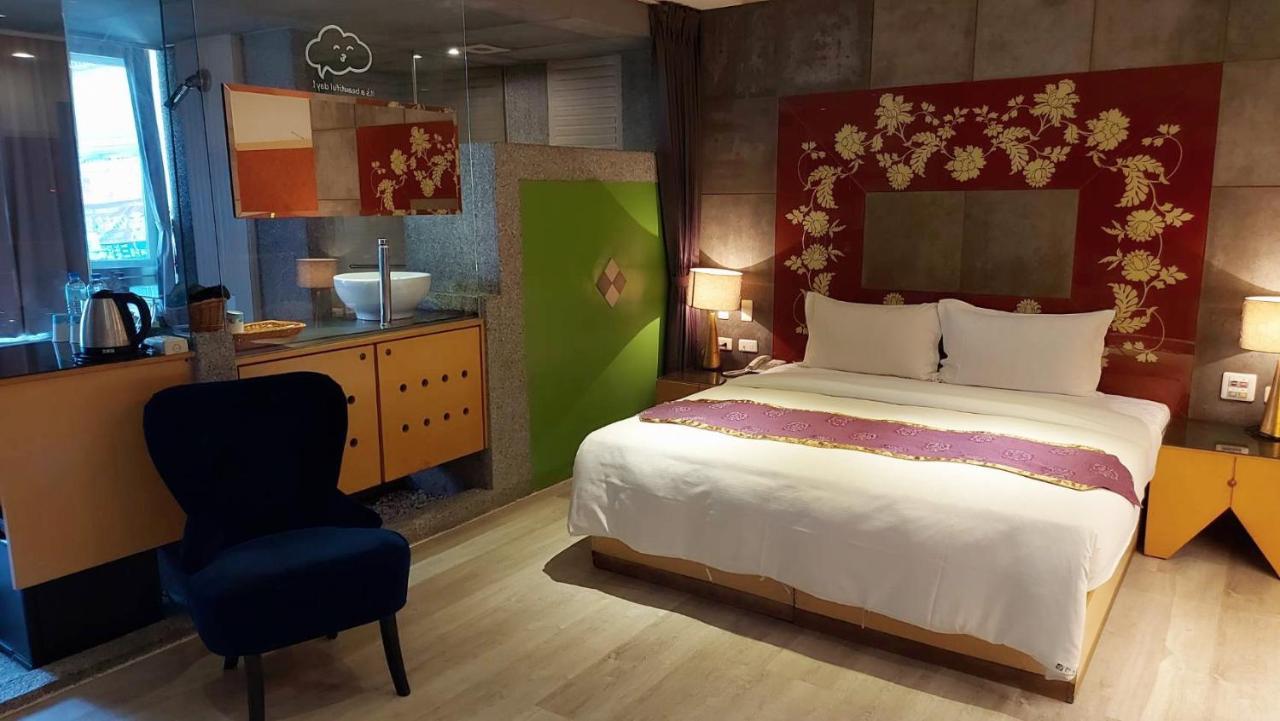 Jungle City Motel Chiayi City Exterior foto