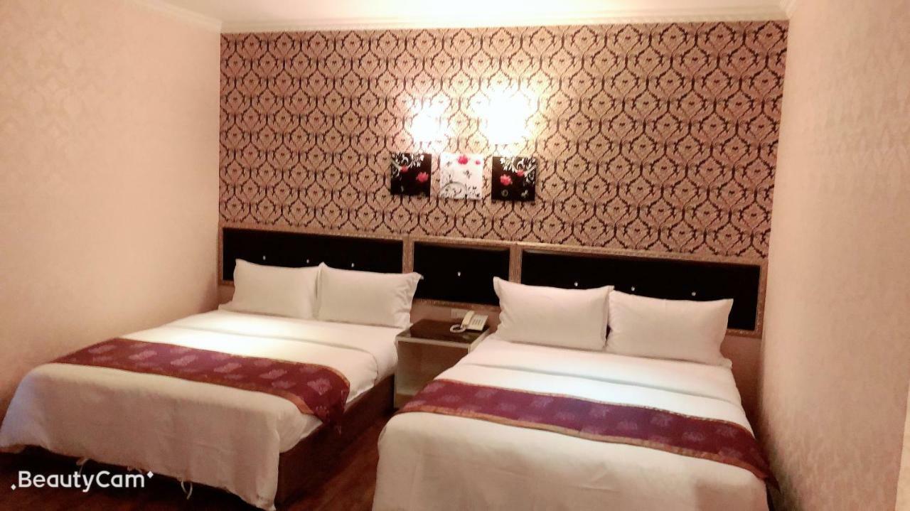 Jungle City Motel Chiayi City Exterior foto
