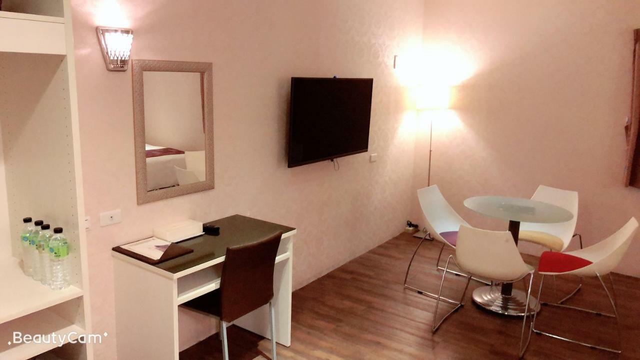 Jungle City Motel Chiayi City Exterior foto